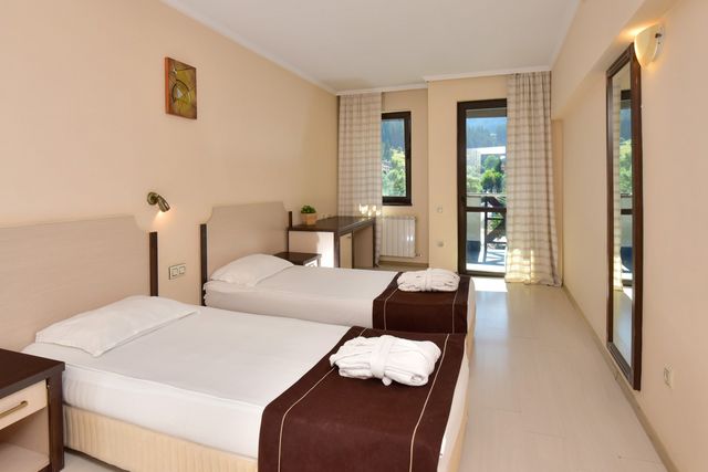 Rhodopi Home Hotel - two bedroom apartment (4ad+1ch or 5 adults)